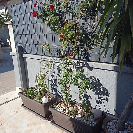 Ferienwohnung Apartman Lara Zadar Exterior foto
