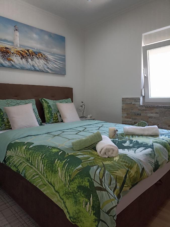 Ferienwohnung Apartman Lara Zadar Exterior foto