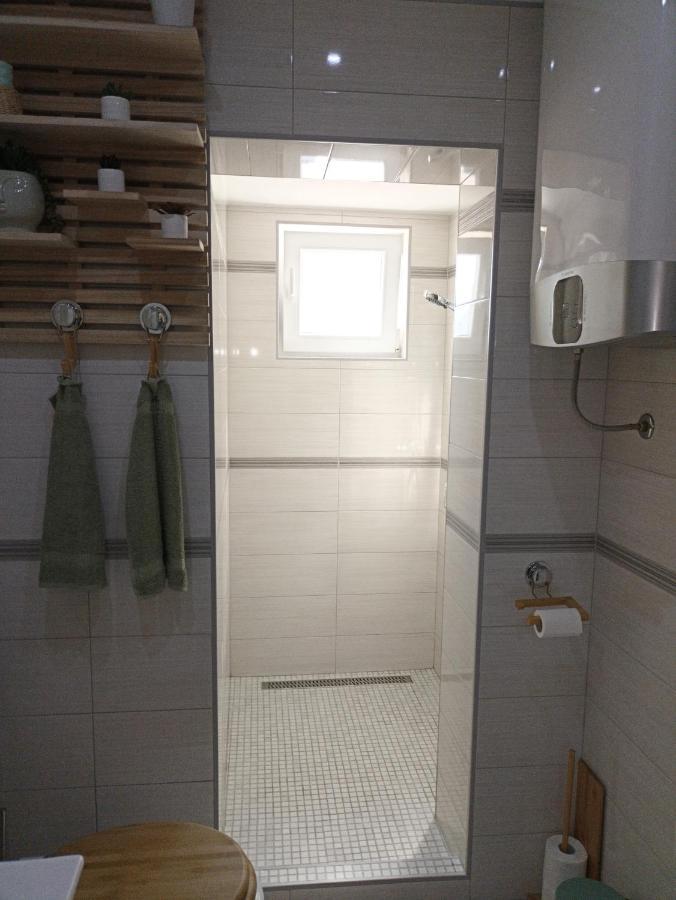 Ferienwohnung Apartman Lara Zadar Exterior foto