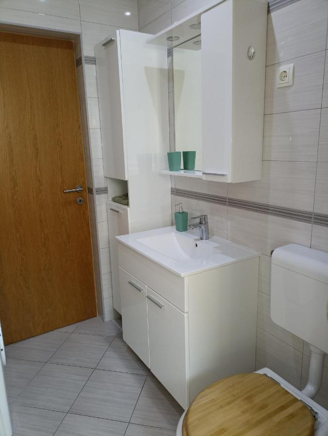 Ferienwohnung Apartman Lara Zadar Exterior foto