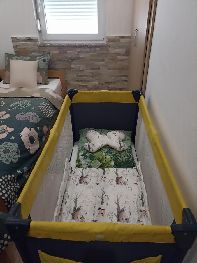 Ferienwohnung Apartman Lara Zadar Exterior foto