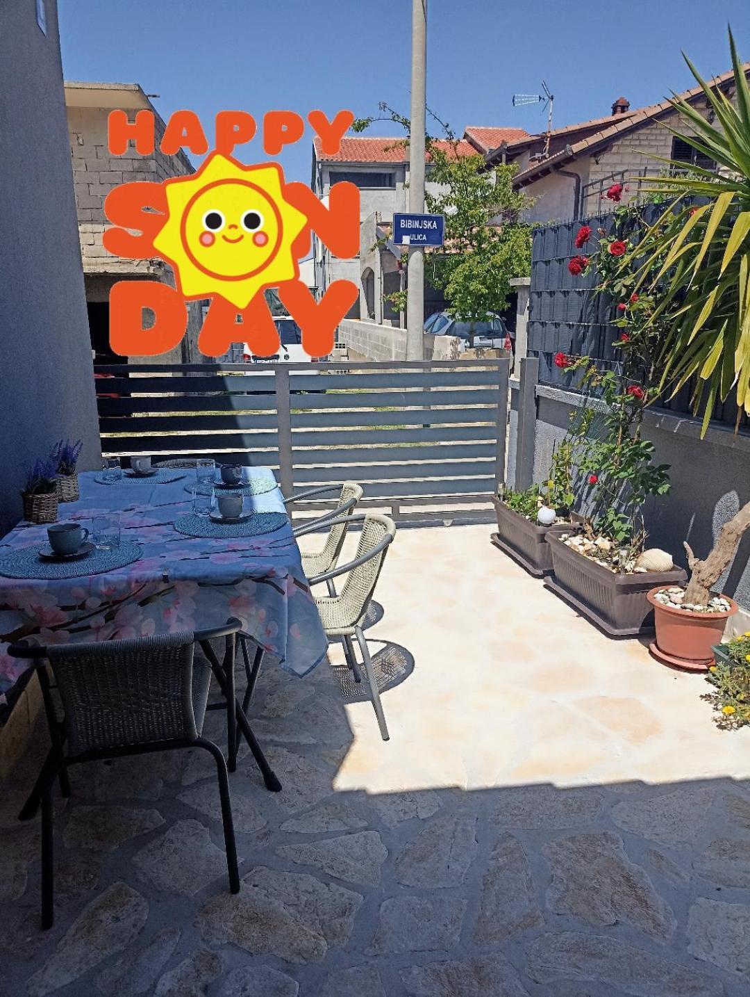 Ferienwohnung Apartman Lara Zadar Exterior foto